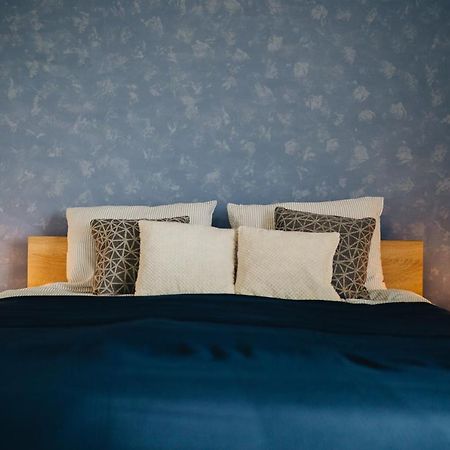 Magas-Lak Apartman Eger Eksteriør bilde